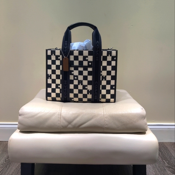 NEW! Best Seller! Smith Tote with Checkerboard Print, Style# CR101 - Picture 8 of 16